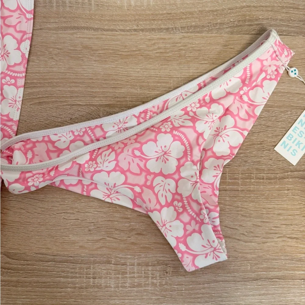Frankie’s Bikinis Sand Sugar Bikini Set top + cheeky bottoms Sz XL NWT